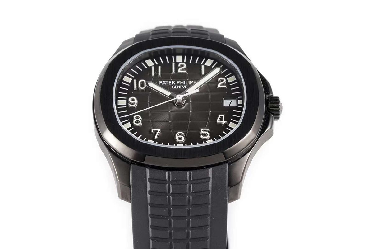Aquanaut 5167A ‘Black Venom Limited Edition’ Black Dial on Black Rubber Strap