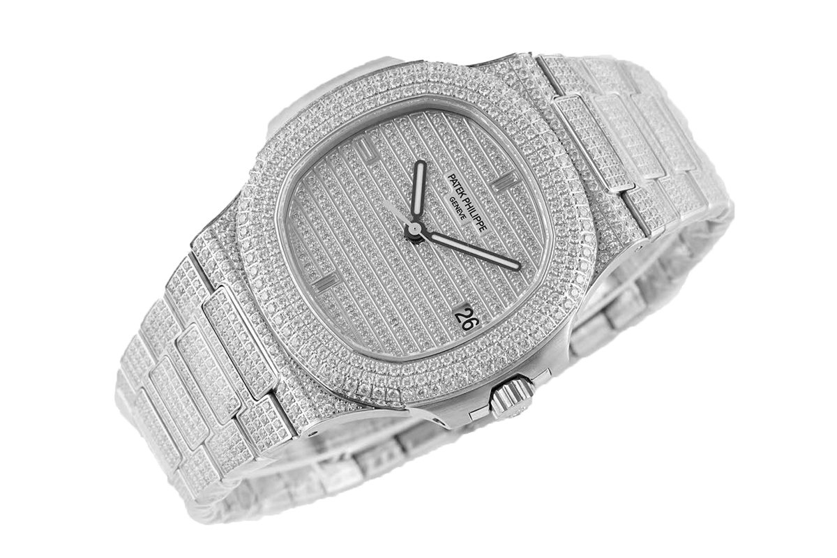 Nautilus Jumbo 5711 D1am0nd Dial in White Gold with Paved D1am0nds