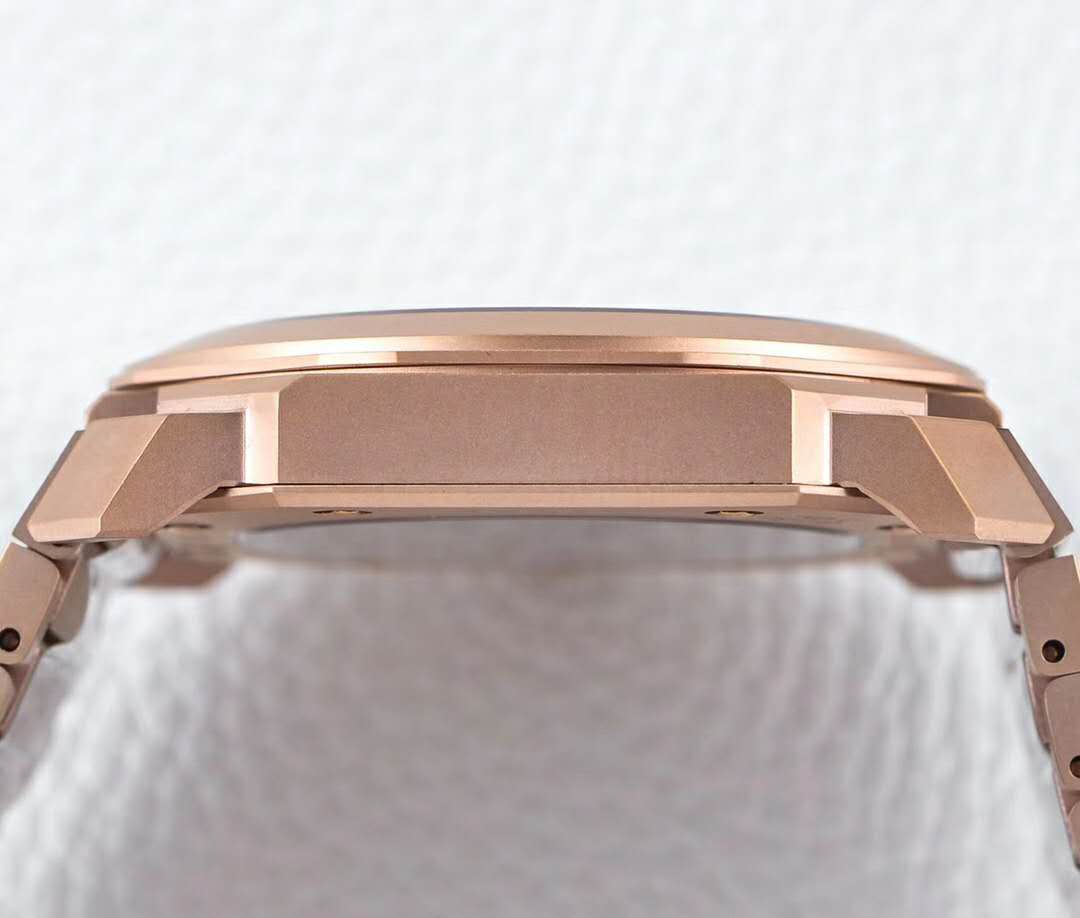 Octo Finissimo Ref: 102912 Rose Gold Dial