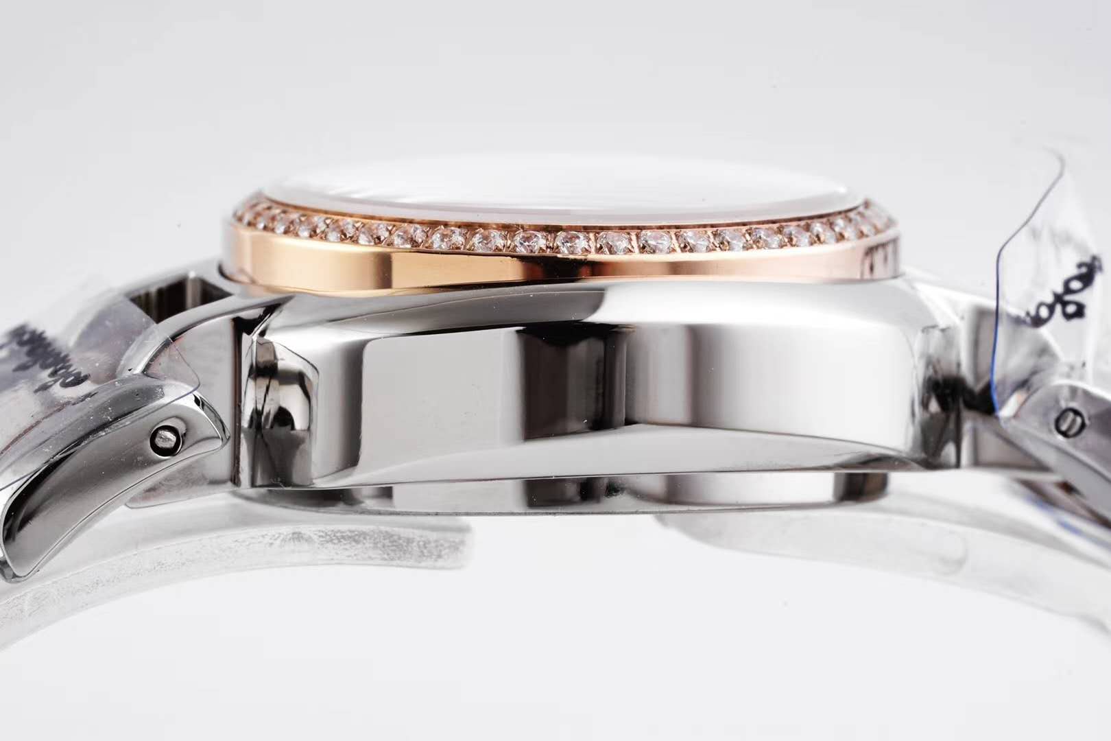 Primaluna MOP White Dial with D1am0nd Markers and D1am0nd Bezel in Rose Gold