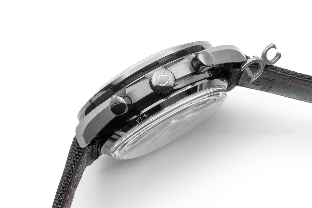 Speedmaster Moonwatch Co-Axial Chronograph ‘Dark Side of The Moon’ with White Tachymeter