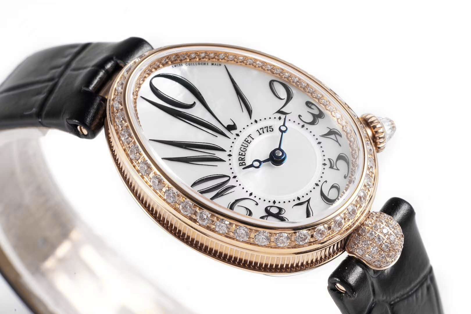 Reine de Naples in Yellow Gold