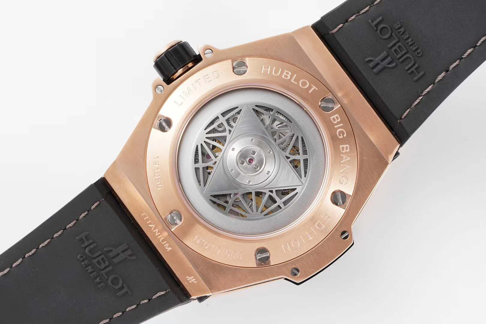 Big Bang Unico Sang Bleu in Rose Gold on Brown Leather Strap