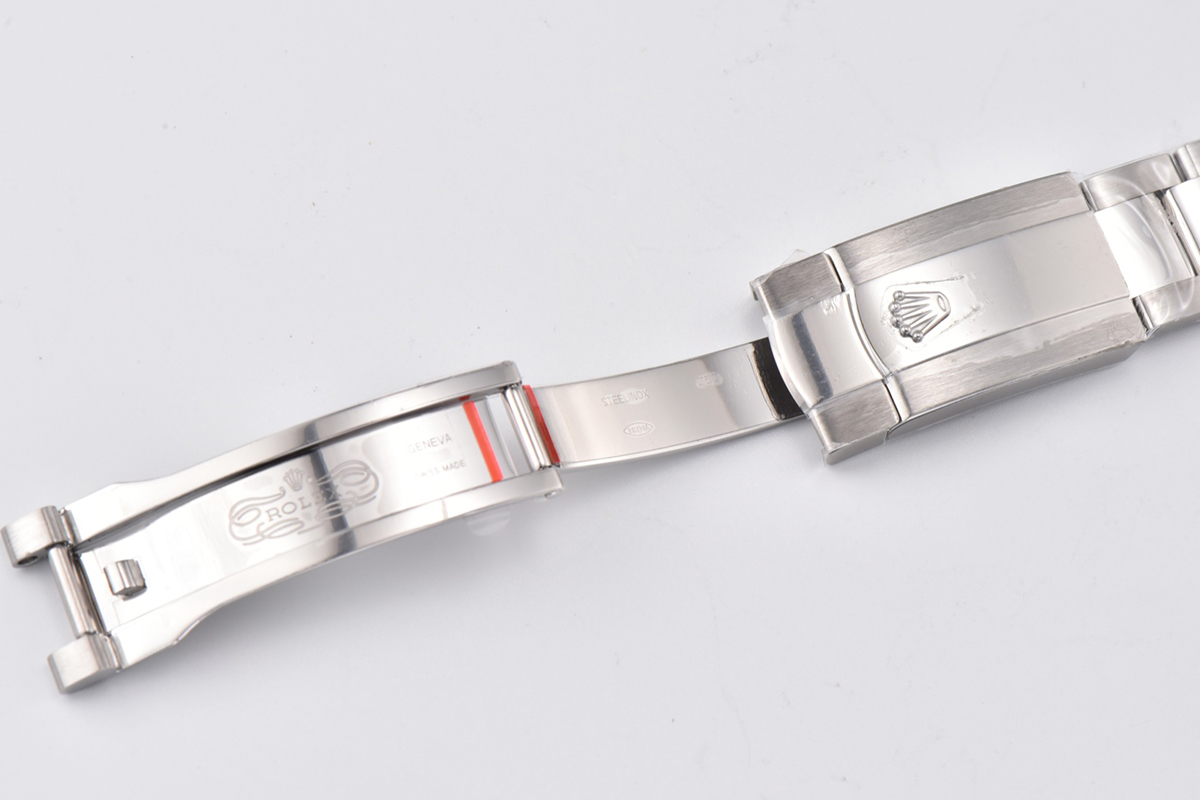 Datejust 41 126334 Bright Black Dial Stick Markers on Oyster Bracelet