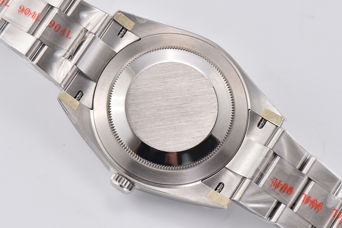 Datejust 41 126334 Bright Black Dial Stick Markers on Oyster Bracelet