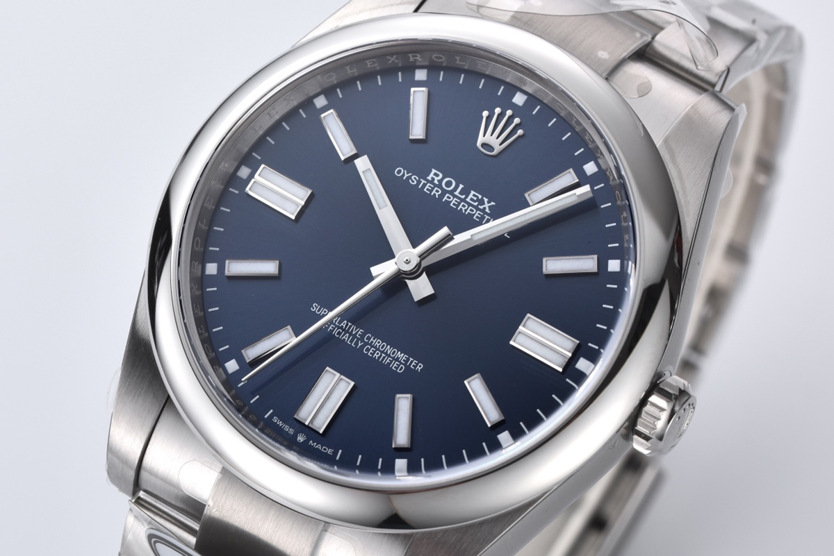 Oyster Perpetual 41mm Bright Blue Dial 124300